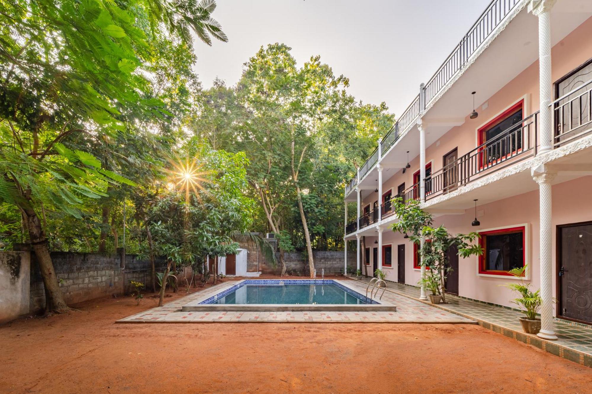 Hotel De Jardin Pondicherry With Swimming Pool Buitenkant foto