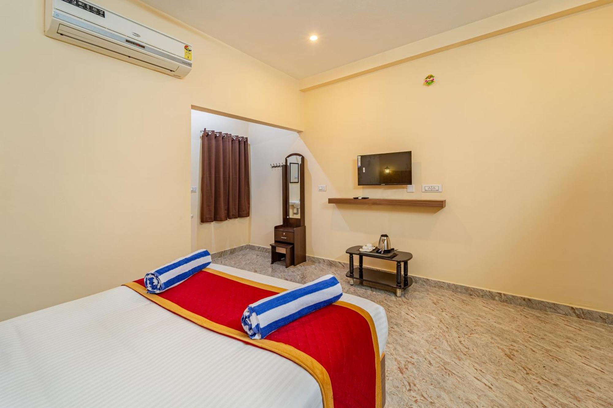 Hotel De Jardin Pondicherry With Swimming Pool Buitenkant foto